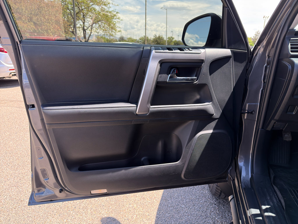 Used 2022 Toyota 4Runner SR5 w/ 4Runner Black Package (TMS) AWD/4WD image 12