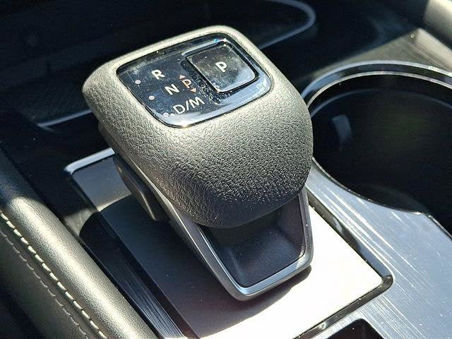 Certified 2023 Nissan Rogue Platinum AWD/4WD image 17