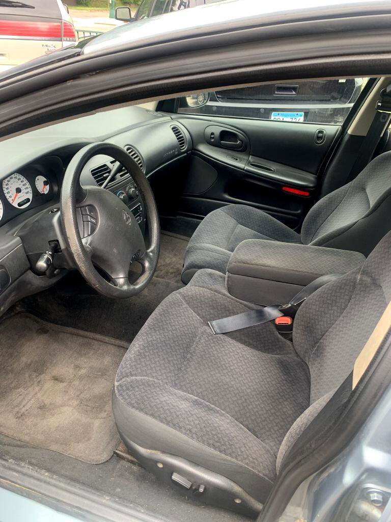 Used 2004 Dodge Intrepid SE image 6