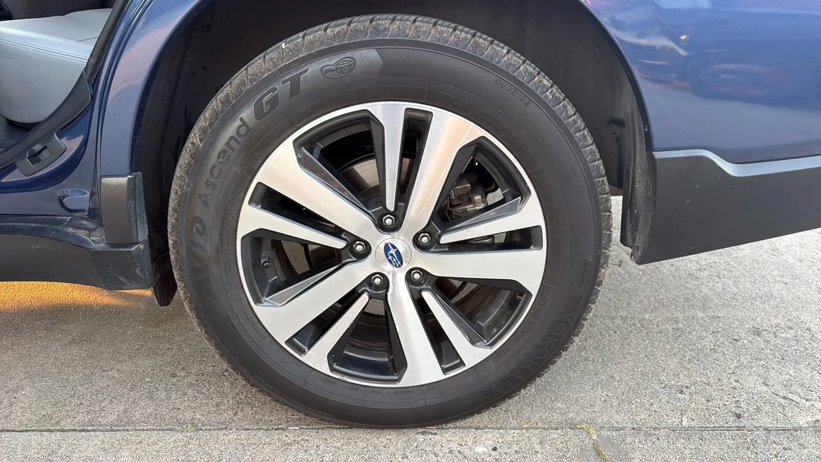 Used 2019 Subaru Outback 2.5i Limited AWD/4WD image 13