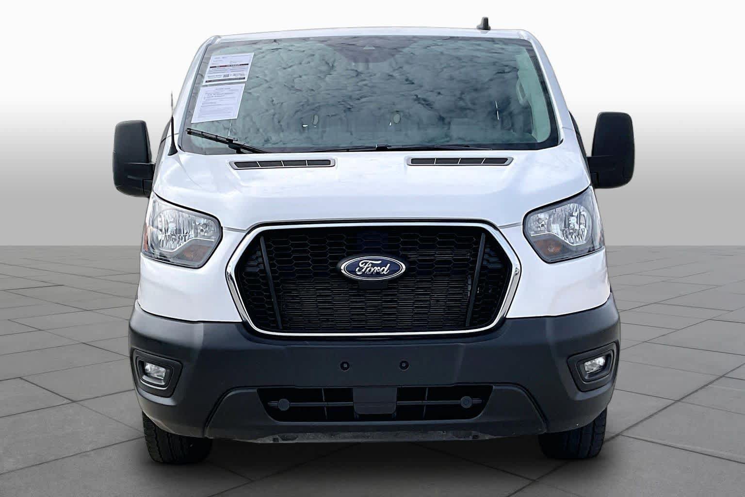 Used 2025 Ford Transit 250 Low Roof w/ Exterior Upgrade Package RWD image 4