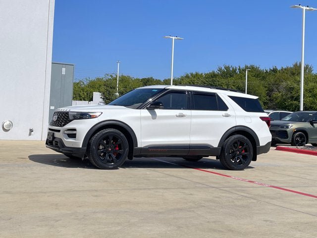 Used 2022 Ford Explorer ST w/ Equipment Group 401A AWD/4WD image 2