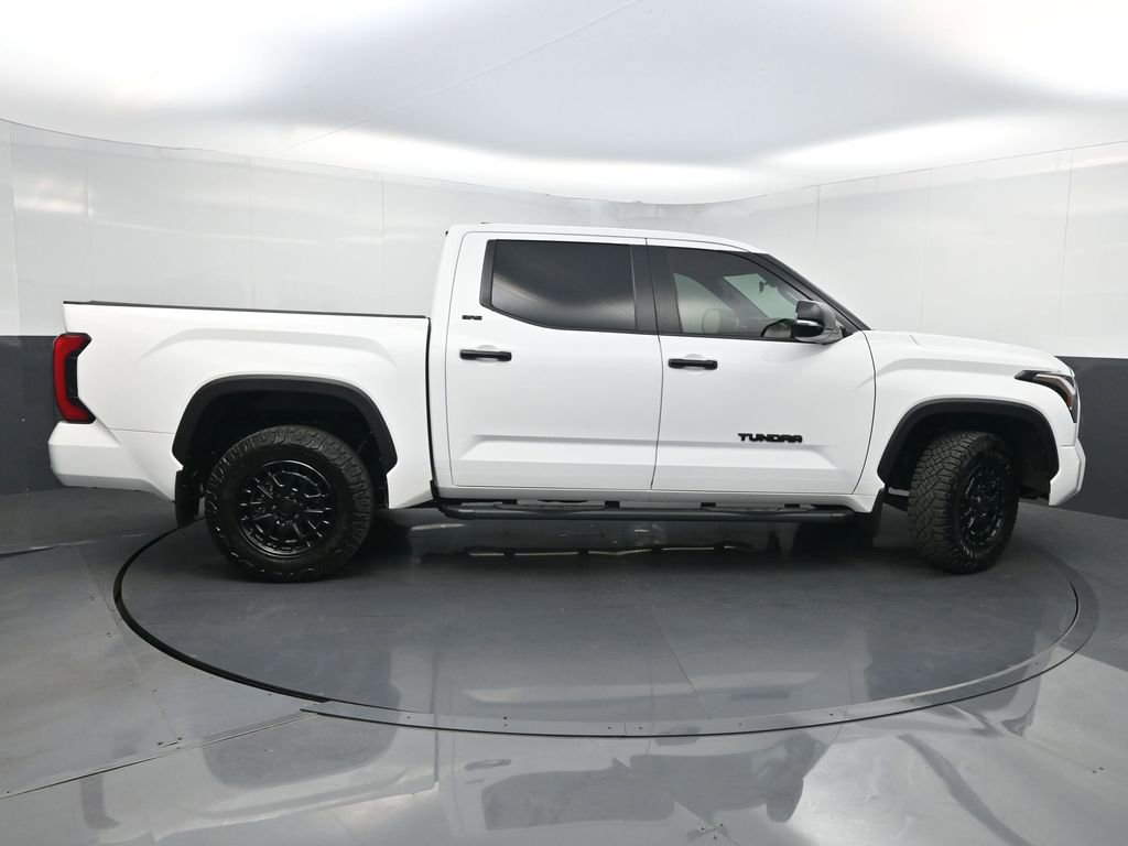 Used 2025 Toyota Tundra SR5 w/ SR5 Convenience Package AWD/4WD image 44