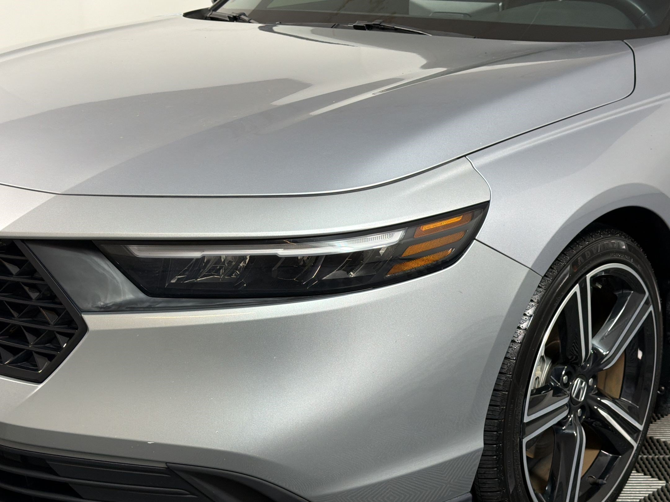 Used 2023 Honda Accord Sport image 10