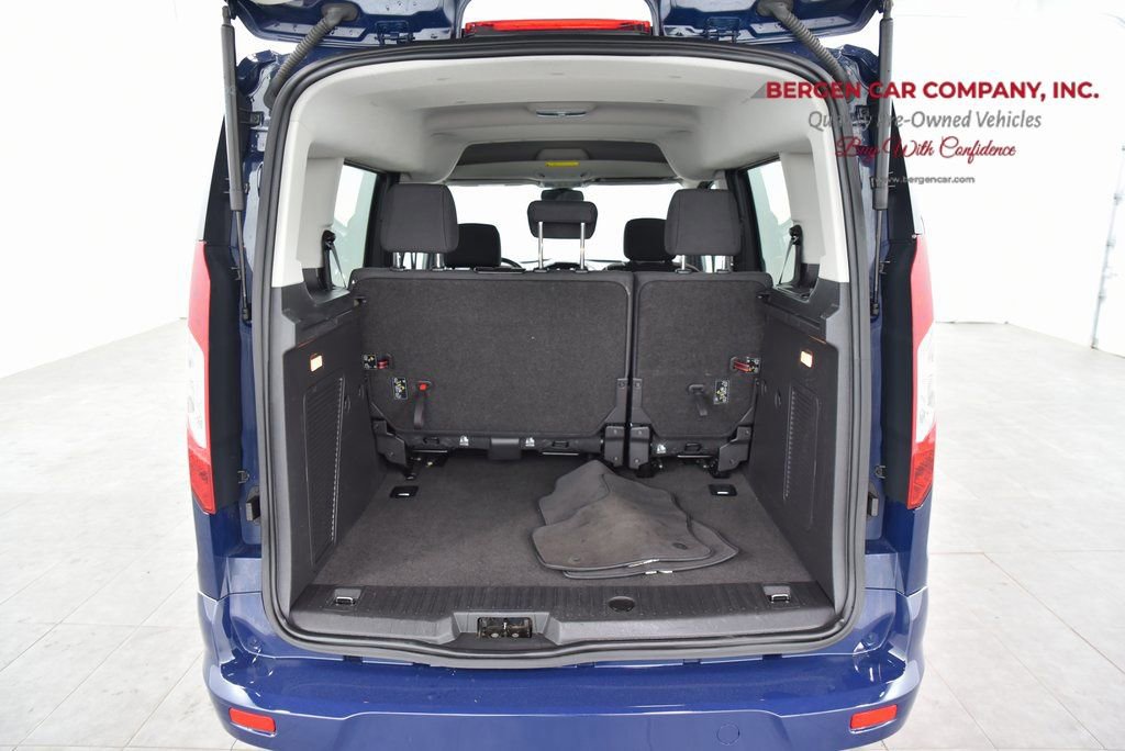 Used 2016 Ford Transit Connect XLT image 27