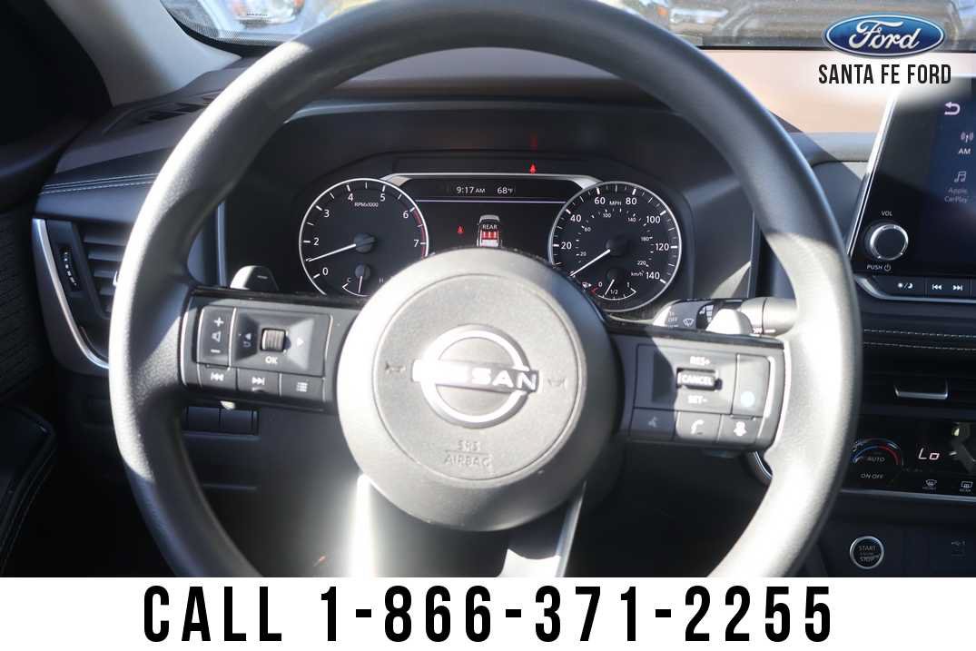 Used 2023 Nissan Rogue SV AWD/4WD image 32