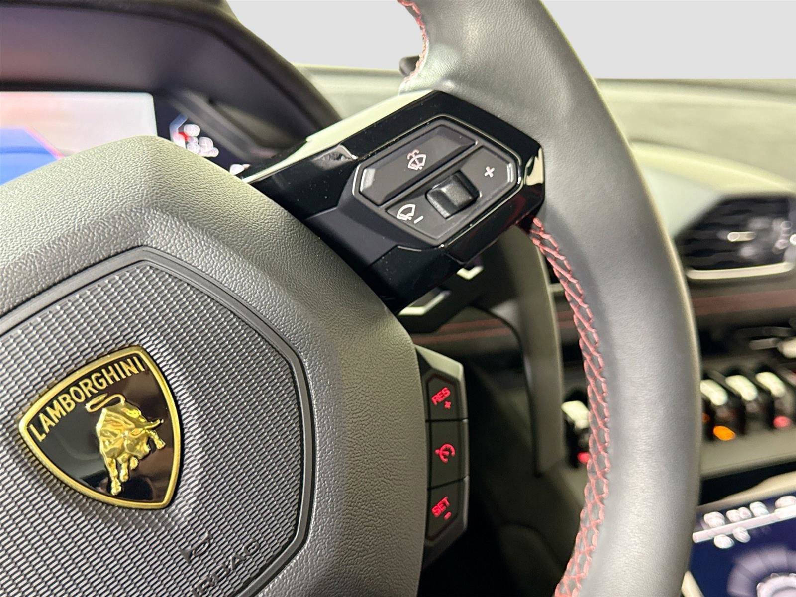 Used 2024 Lamborghini Huracan Tecnica RWD image 23