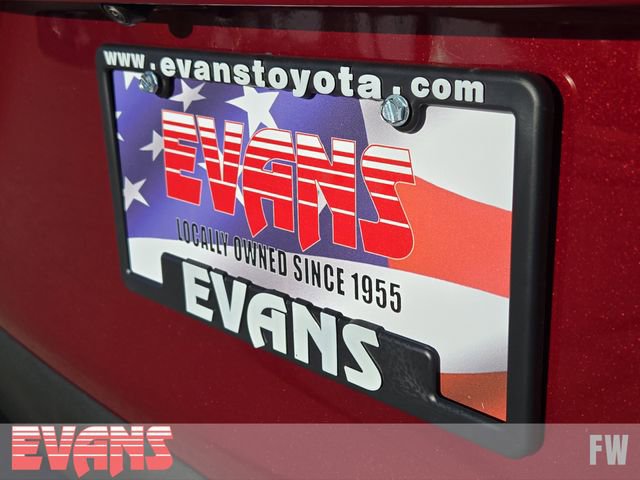 Used 2025 Toyota RAV4 LE image 28