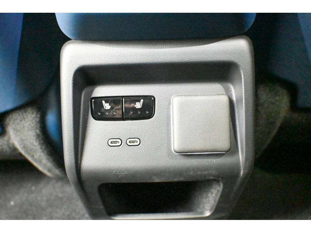 New 2026 Cadillac Optiq Luxury 2 image 14