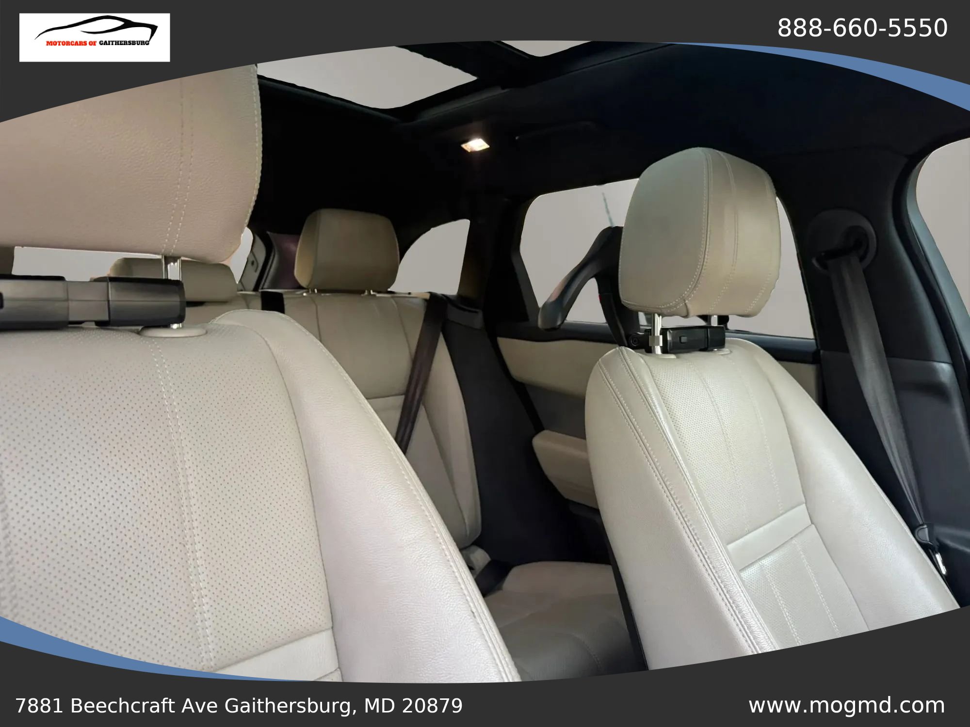 Used 2019 Land Rover Range Rover Velar R-Dynamic SE AWD/4WD image 34