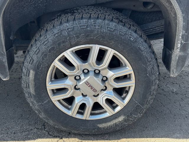 Used 2023 GMC Sierra 2500 SLE w/ SLE Convenience Package image 11