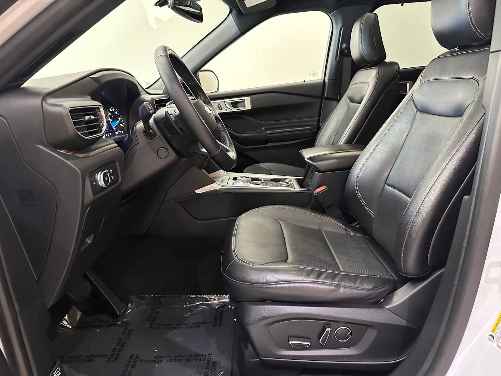 Used 2020 Ford Explorer Limited w/ Class III Trailer Tow Package AWD/4WD image 22