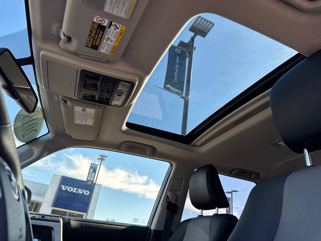 Used 2019 Toyota 4Runner SR5 Premium AWD/4WD image 14