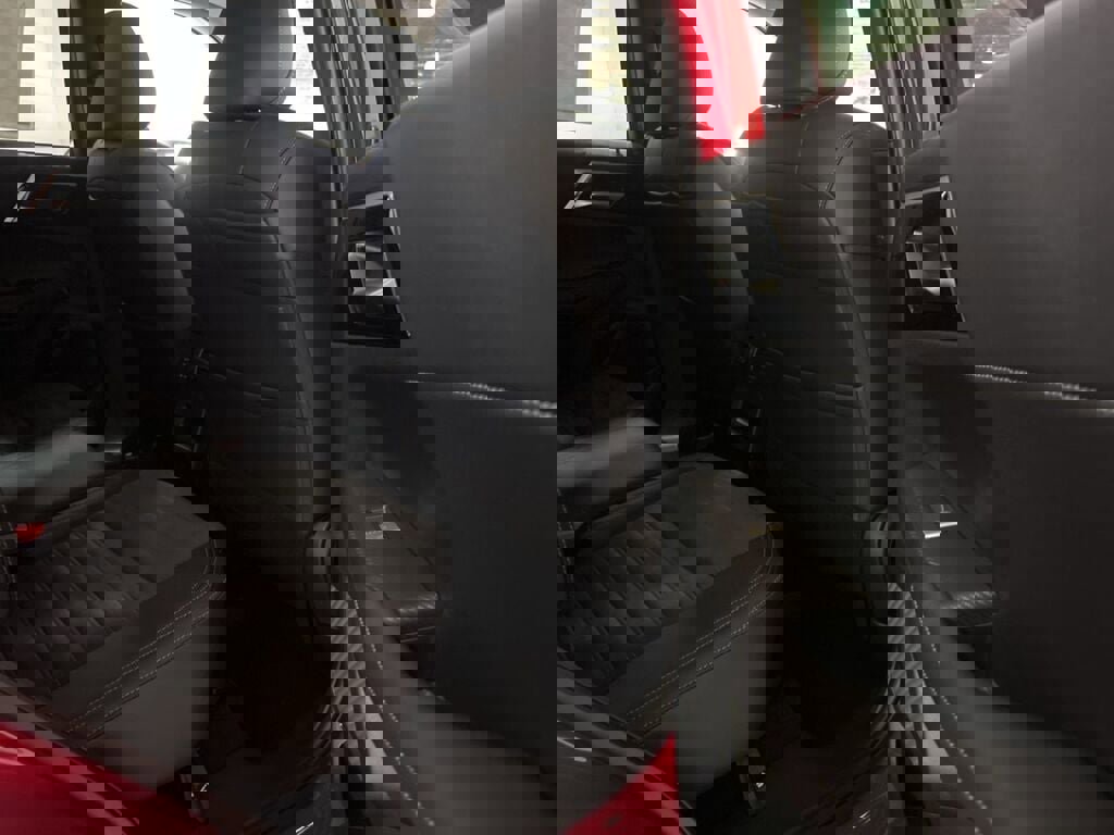 New 2025 Mitsubishi Outlander SE image 11