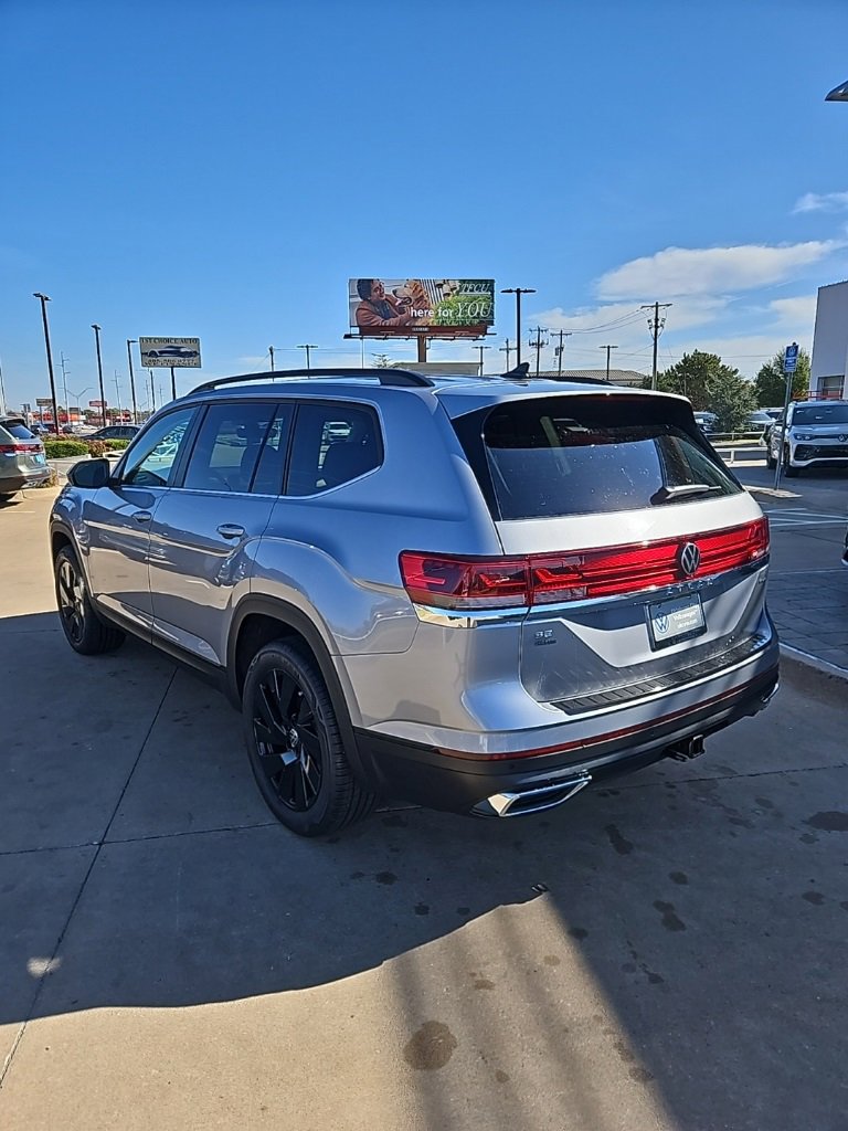 New 2026 Volkswagen Atlas SE image 7