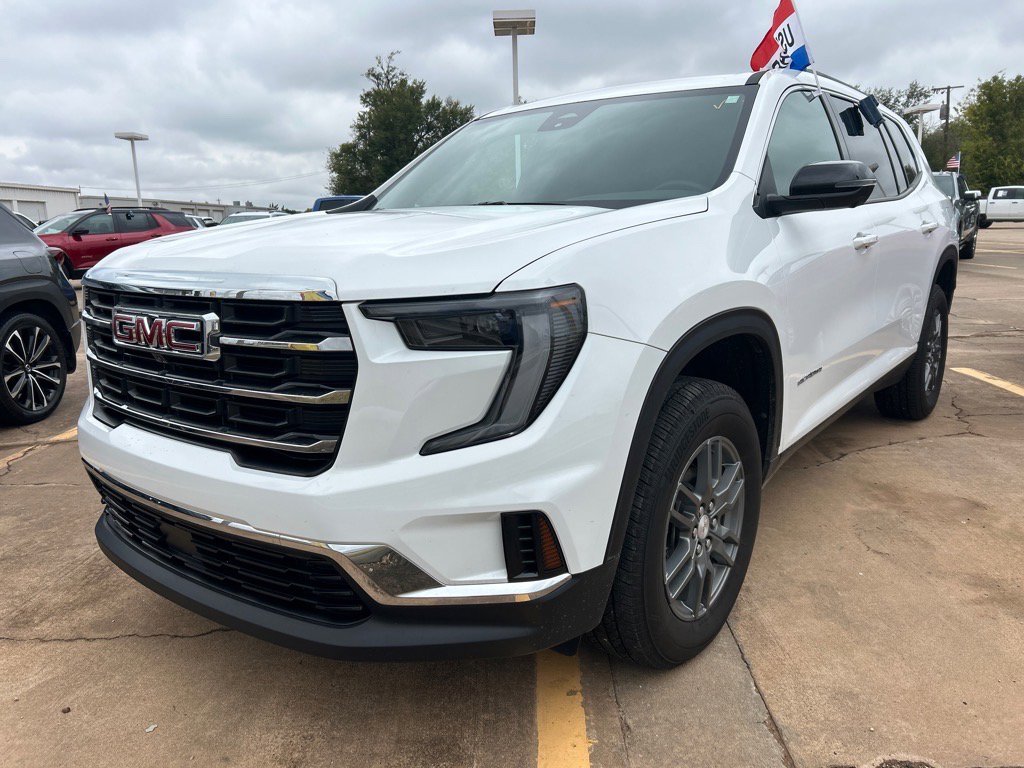 Used 2025 GMC Acadia Elevation