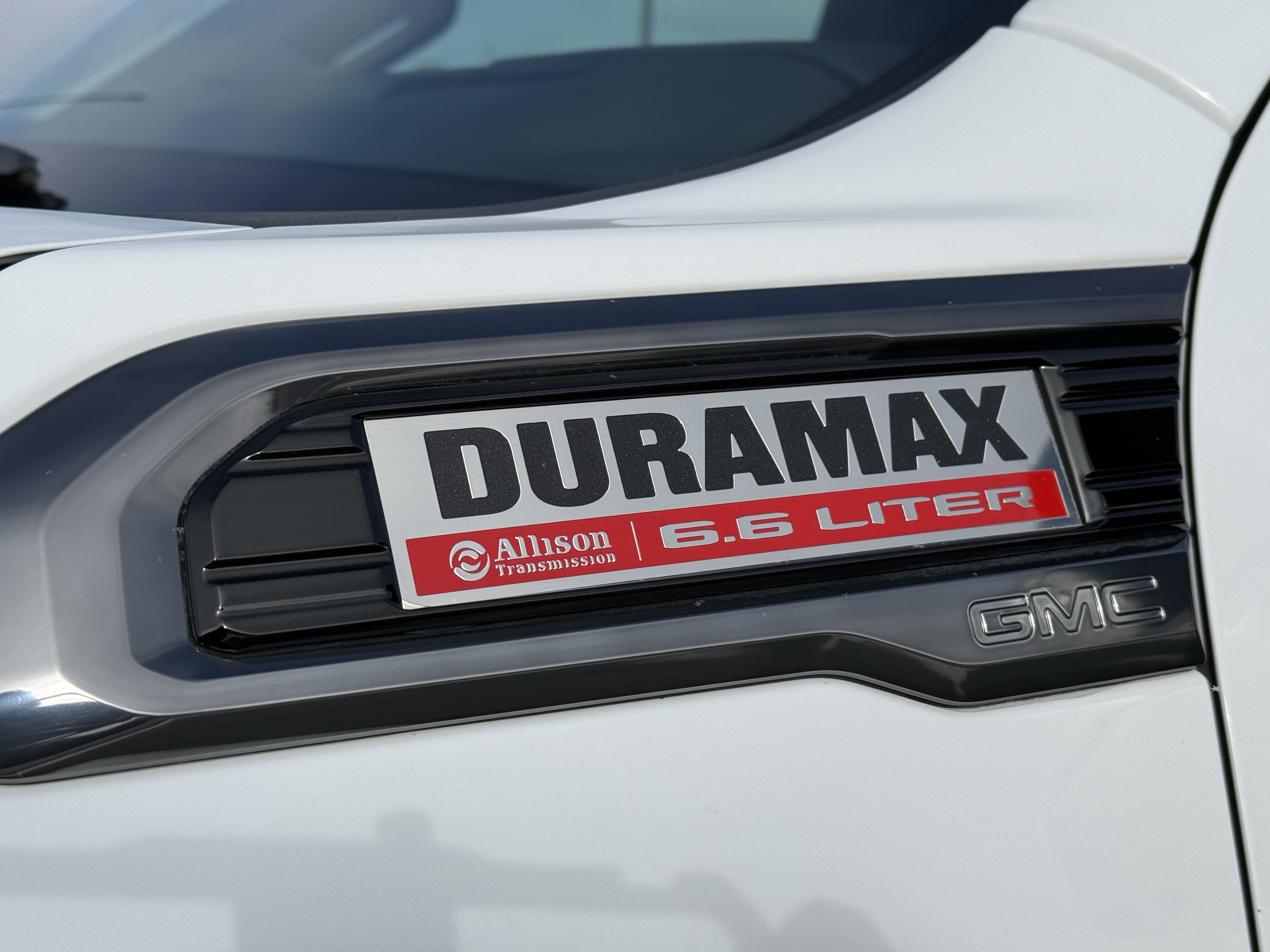 Used 2023 GMC Sierra 2500 AT4 w/ AT4 Premium Plus Package image 10