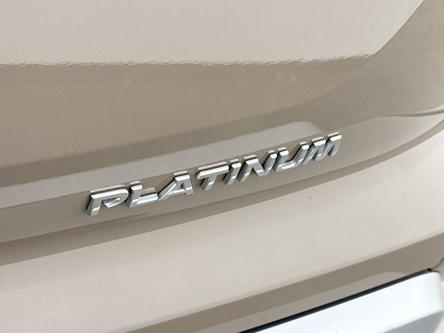 Used 2023 Nissan Pathfinder Platinum image 50