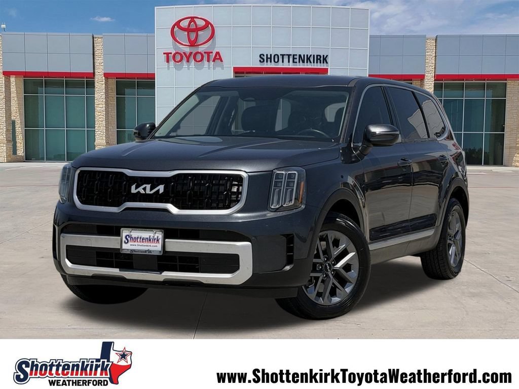 Used 2024 Kia Telluride LX