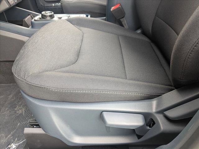 New 2025 Ford Maverick XL image 4