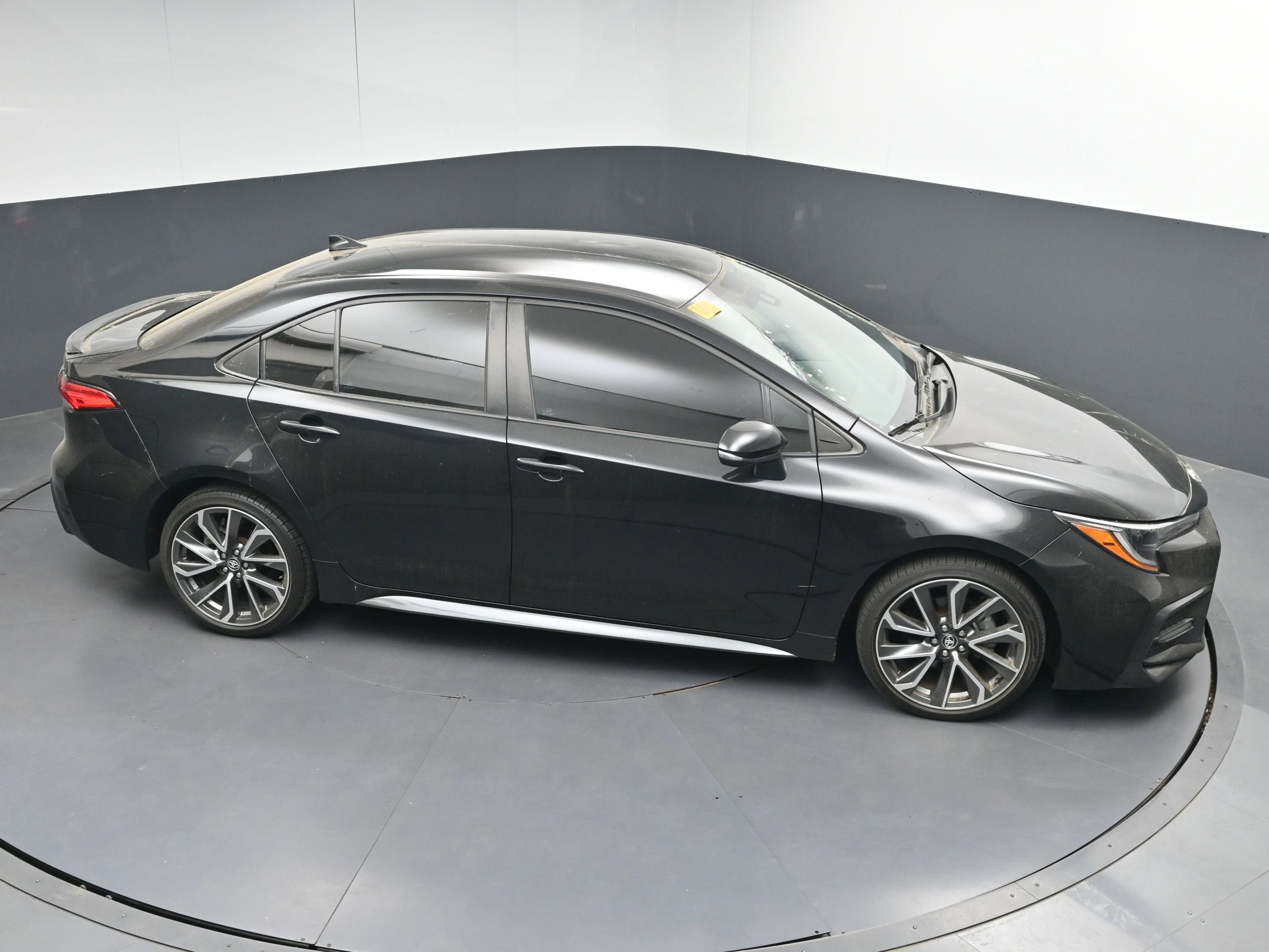 Used 2021 Toyota Corolla SE image 33