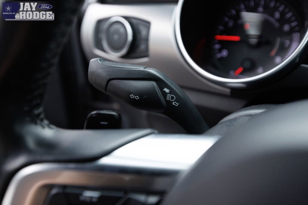 Used 2020 Ford Mustang Premium image 30