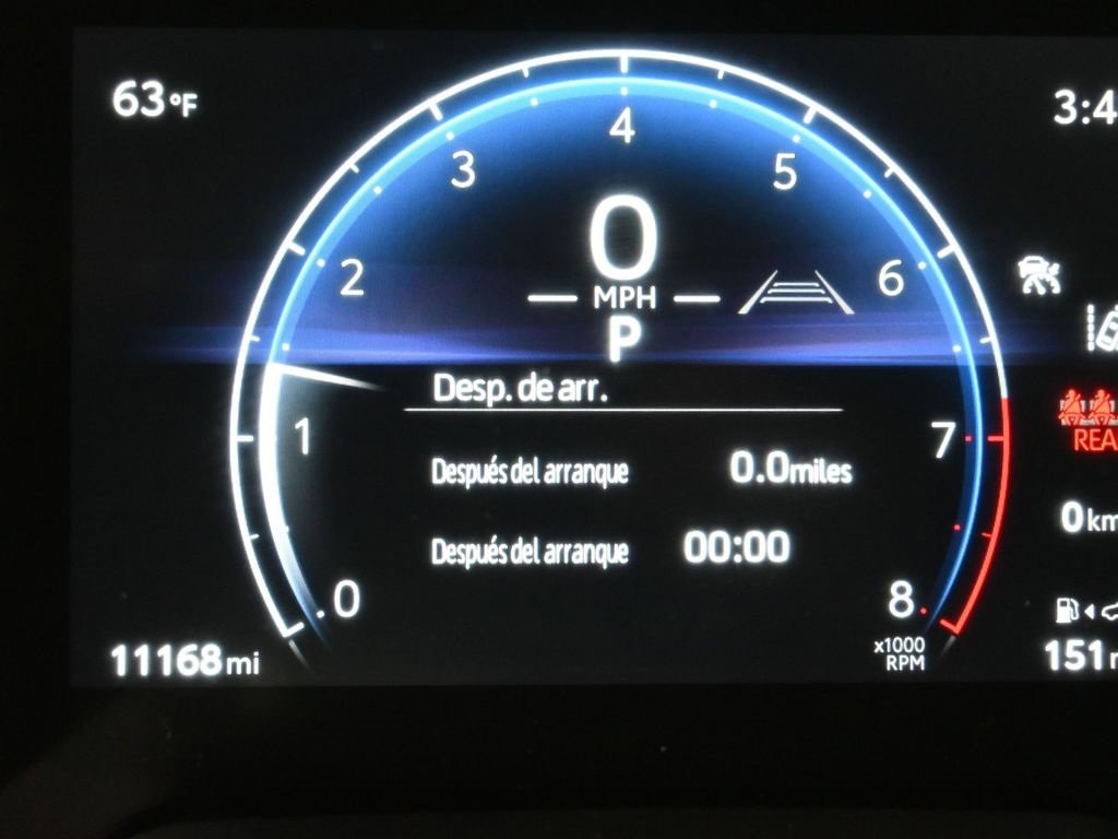 Certified 2023 Toyota Corolla Cross XLE image 16