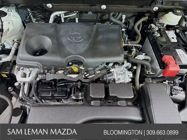 Used 2023 Toyota RAV4 XLE Premium image 30