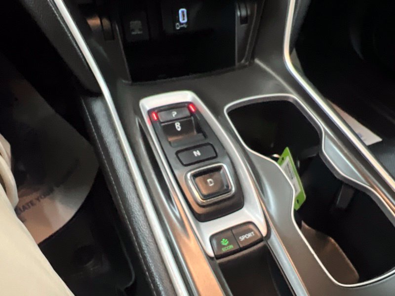 Used 2018 Honda Accord Touring image 31