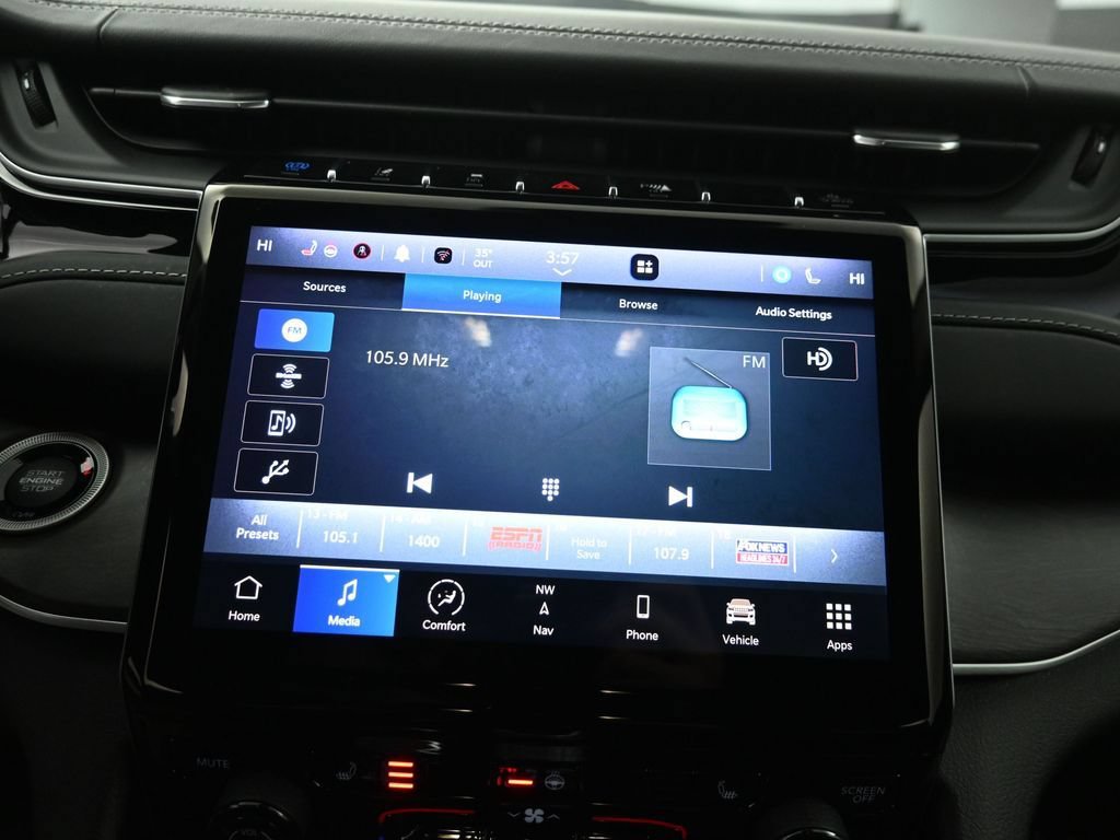 Used 2022 Jeep Grand Cherokee Limited 4xe AWD/4WD image 13