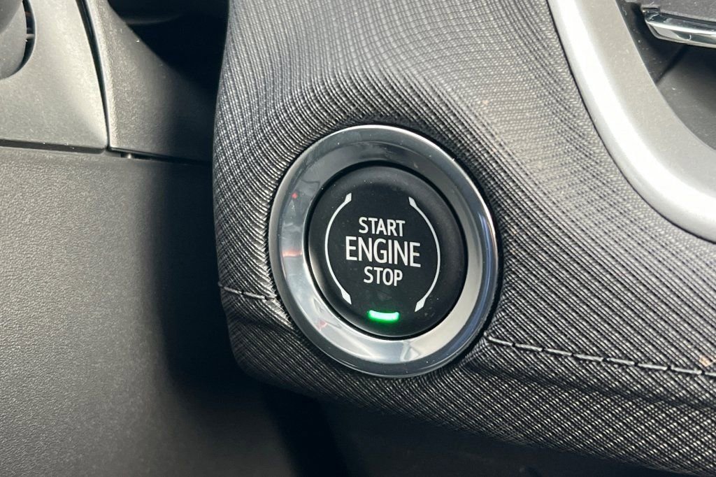 New 2026 Chevrolet TrailBlazer LT w/ LT Cold Weather Package FWD image 19
