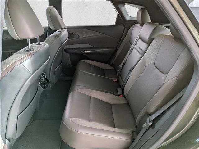 Used 2023 Lexus RX 350 w/ Luxury Package image 17
