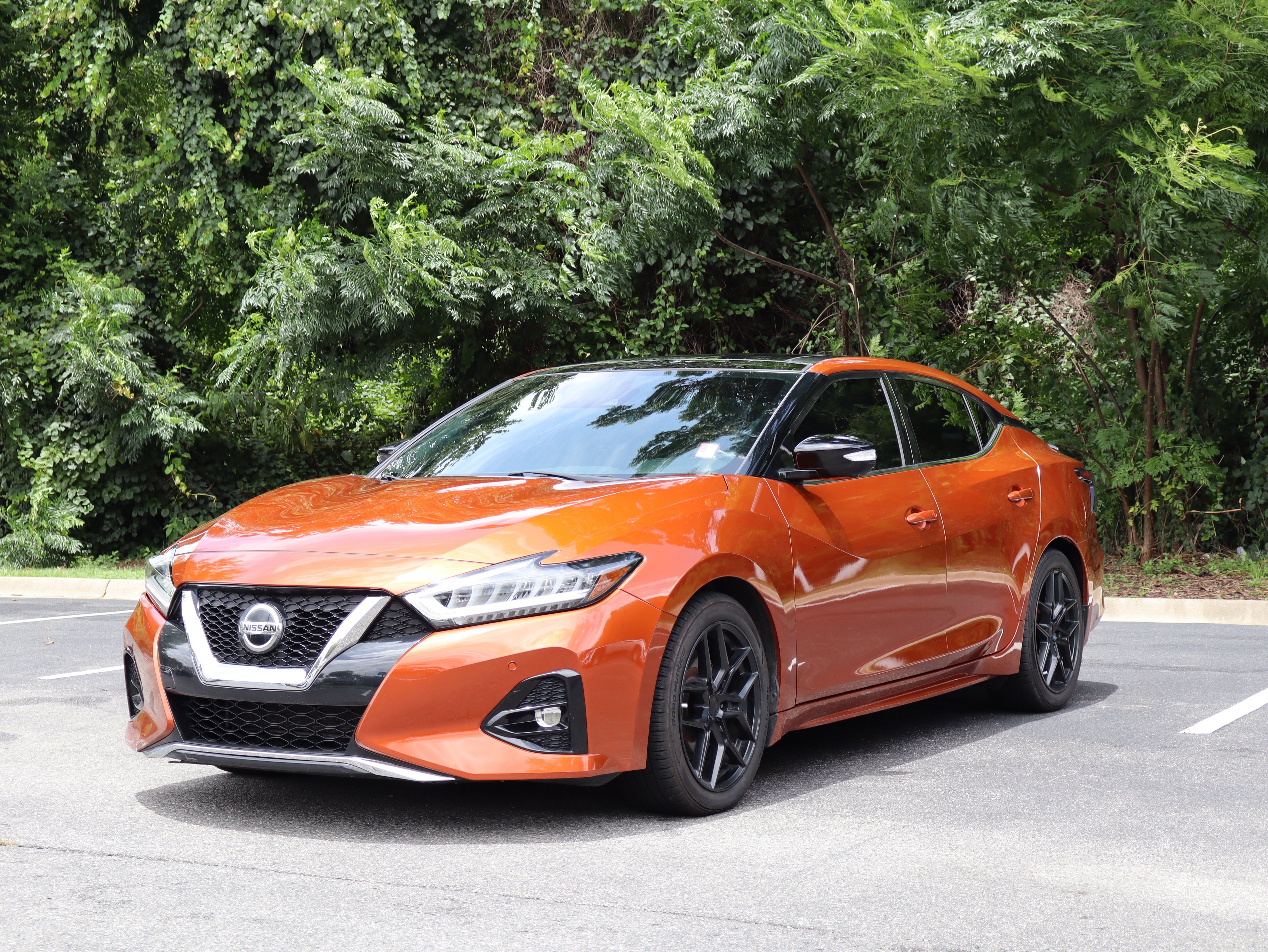 Used 2020 Nissan Maxima SR w/ Sport Mat Group FWD image 8