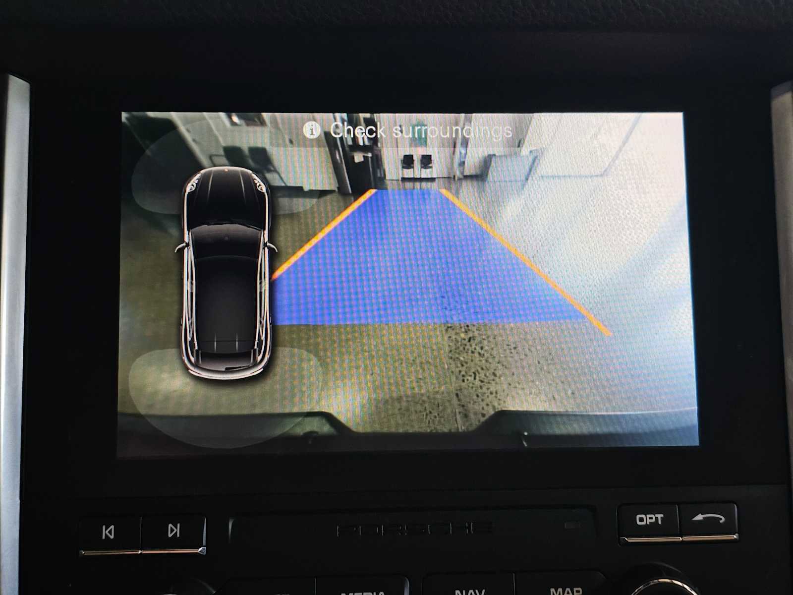 Used 2017 Porsche Macan AWD/4WD image 23