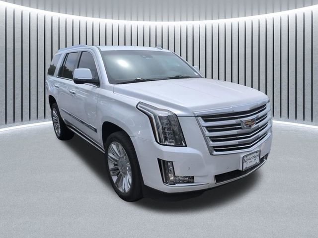 Used 2016 Cadillac Escalade Platinum AWD/4WD image 3