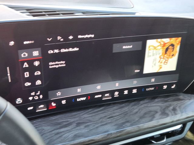 Used 2025 Audi Q5 Premium Plus w/ Premium Plus image 16