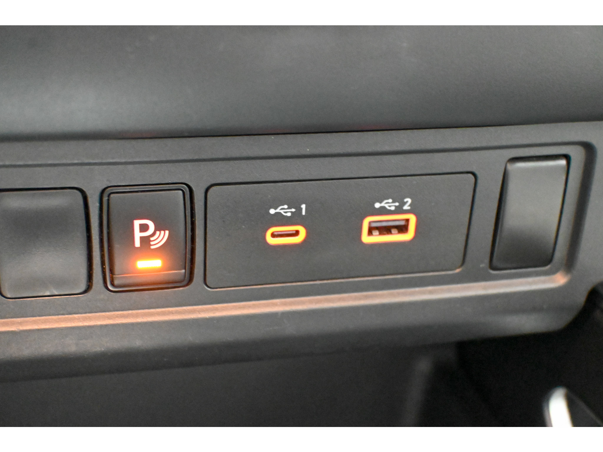 Used 2022 Nissan Frontier SV w/ Technology Package AWD/4WD image 40
