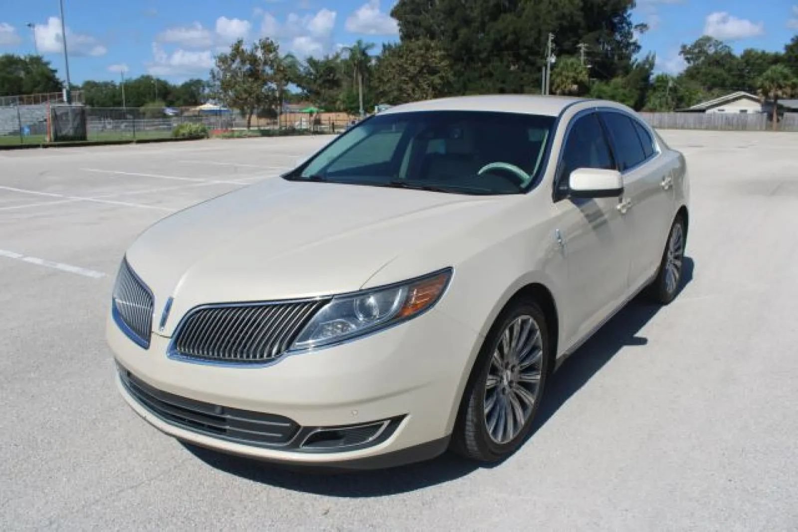 Used 2014 Lincoln MKS w/ Equipment Group 101A FWD image 39