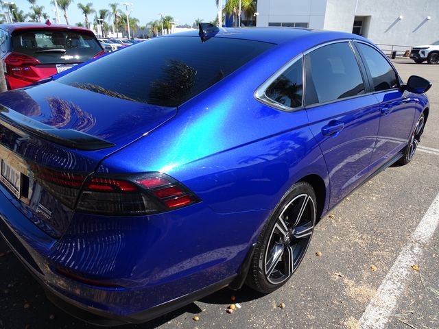 Used 2023 Honda Accord Sport image 4