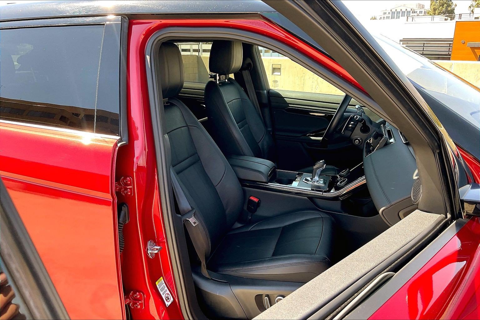 Used 2021 Land Rover Range Rover Evoque R-Dynamic SE AWD/4WD image 7