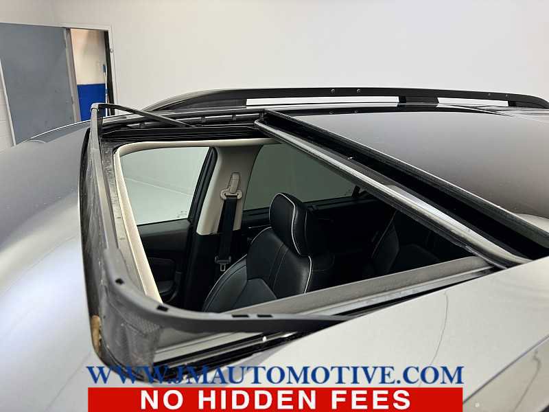 Used 2023 Honda Pilot Elite image 11