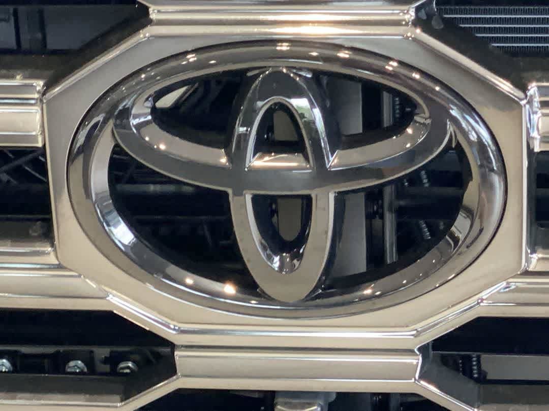 New 2026 Toyota Sequoia Platinum AWD/4WD image 10