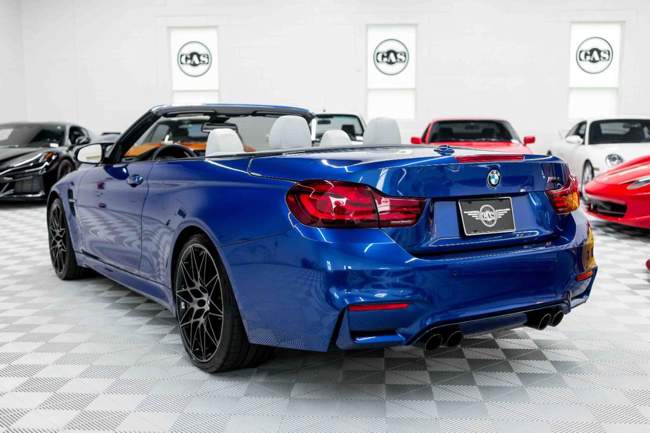 Used 2020 BMW M4 Convertible w/ Competition Package RWD image 9