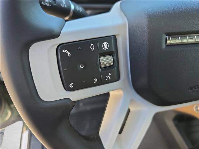 New 2026 Land Rover Defender 110 X-Dynamic SE AWD/4WD image 17