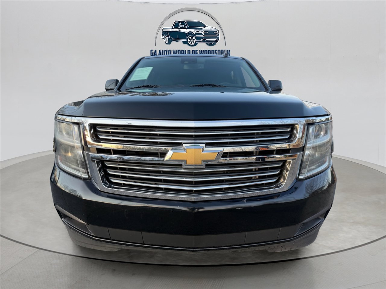 Used 2016 Chevrolet Suburban LT RWD image 14