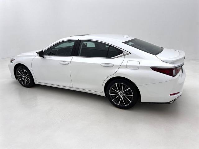 Certified 2025 Lexus ES 350 w/ Premium Package FWD image 10