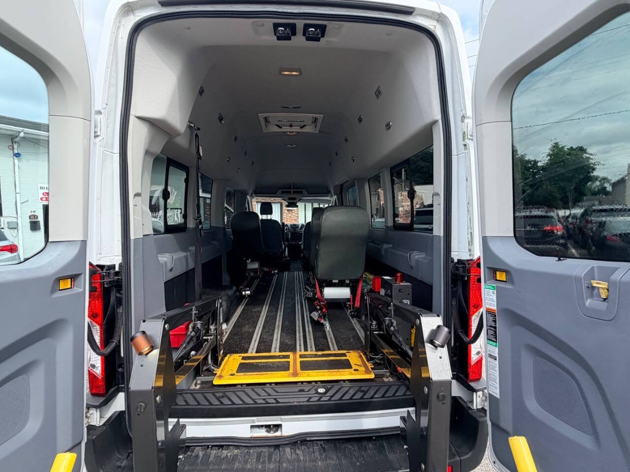 Used 2016 Ford Transit 350 XL RWD image 45