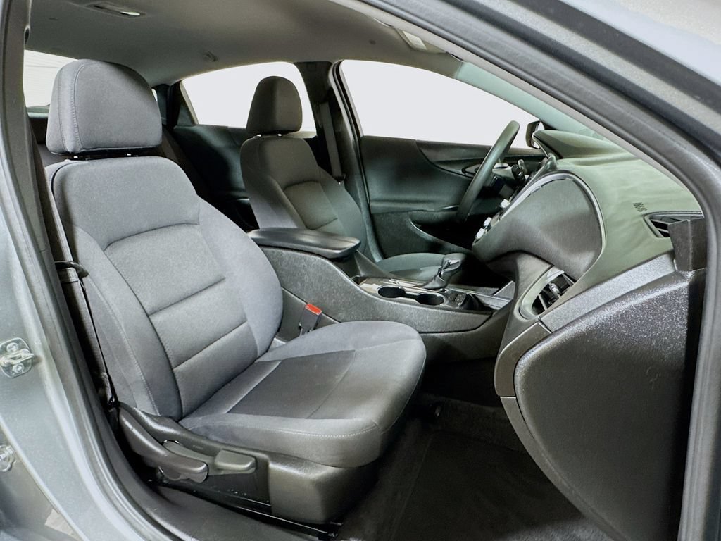 Certified 2025 Chevrolet Malibu LT FWD image 26