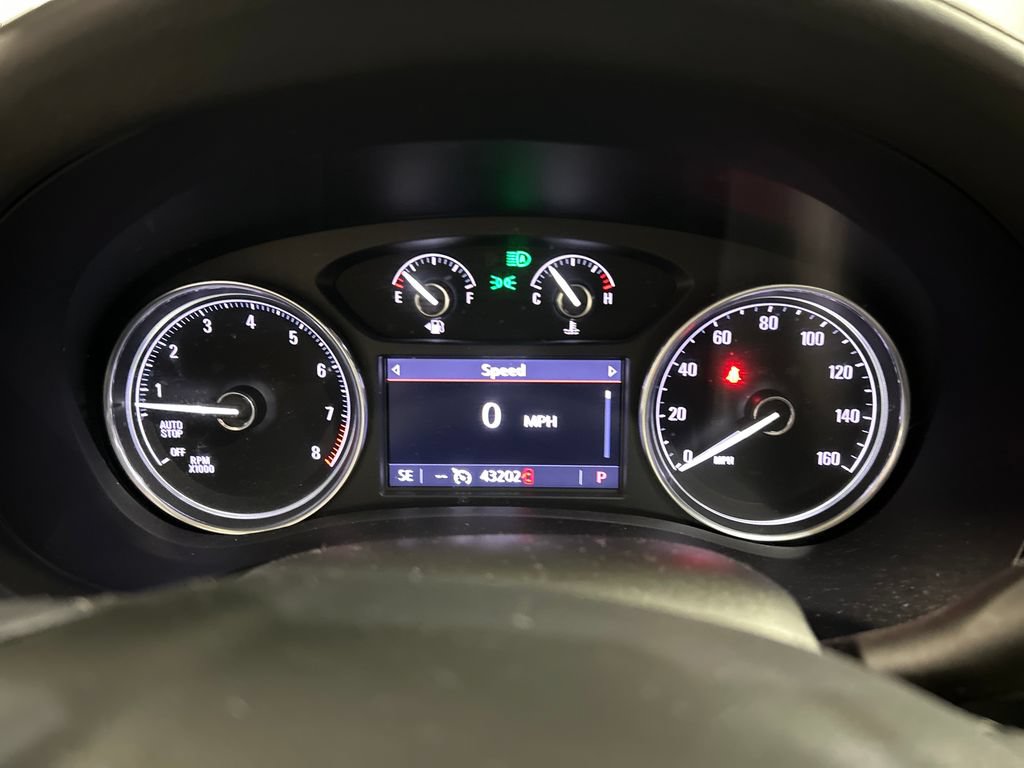 Used 2023 Buick Enclave Essence FWD image 16