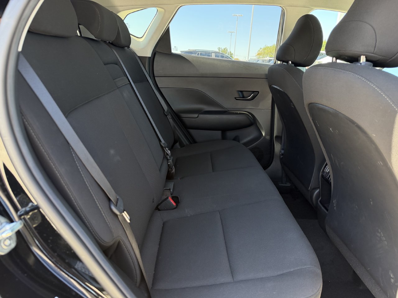 Used 2025 Hyundai Kona SEL FWD image 25